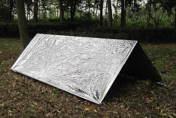 Emergency thermal, outdoor foil, emergency rescue blanket